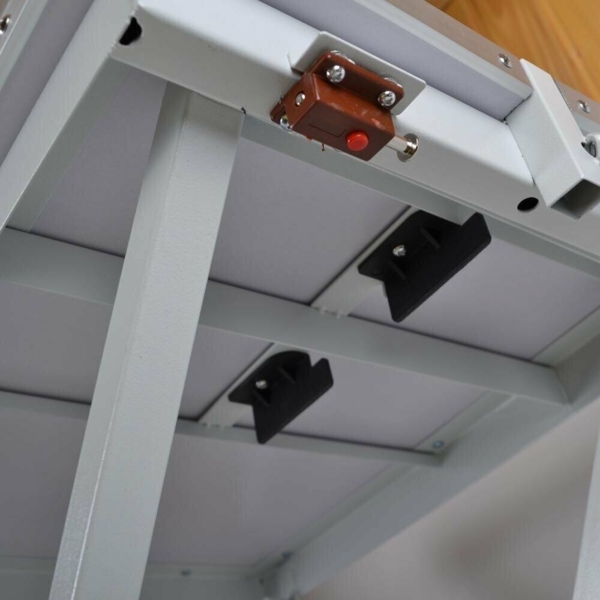 Højdejusterbar trimmebord