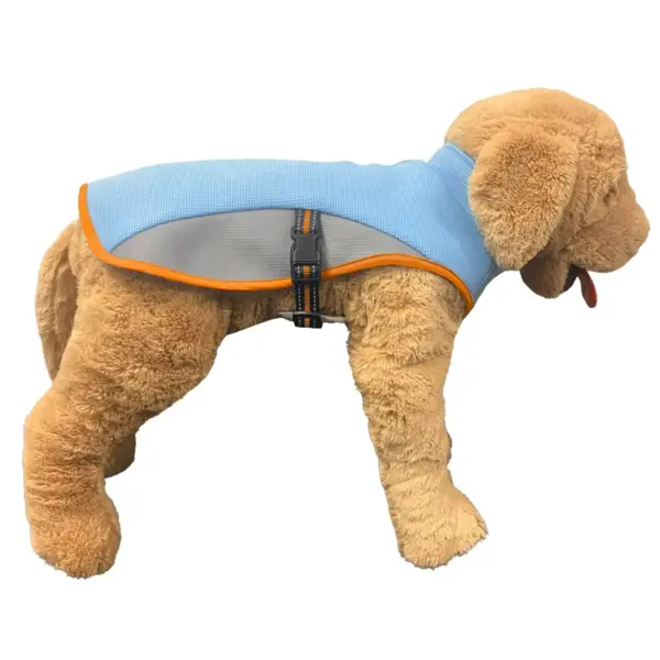 Kølevest til hund – Effektiv afkøling på varme dage